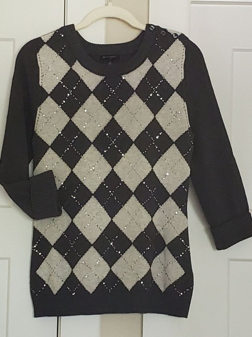 NWOT Banana Republic ¾ Sleeves Beaded Knit Pullover